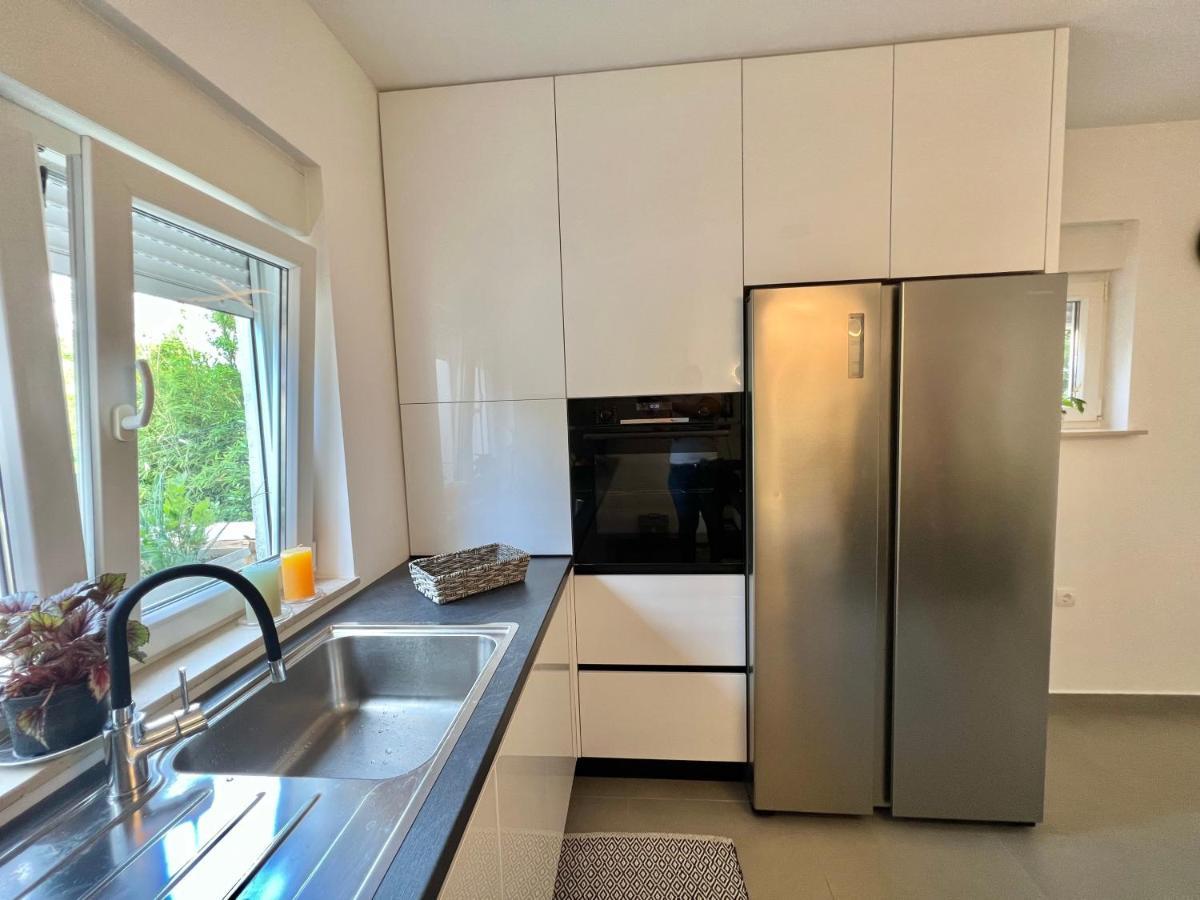 Apartman Barbara ツリクヴェニツァ エクステリア 写真